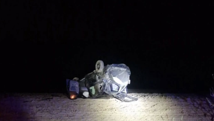 (foto)-nastradao-muskarac-kod-loznice-jeziva-nesreca-tokom-noci:-automobil-sleteo-s-puta,-potpuno-smrskan