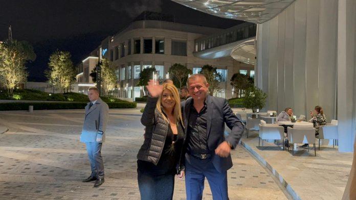 “dve-pevacice-su-mi-nudile-trojku”-pevac-rade-lackovic-sokirao-o-koleginicama:-“ja-sam-ozenjen,-porodica-je-svetinja”