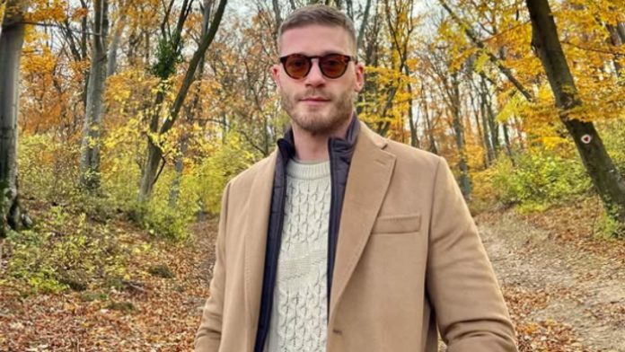 “hvala-sto-pratite-javno-iznosenje-moje-dijagnoze”-aleksandar-radojicic-u-blatnjavim-gumenim-cizmama,-a-tek-da-vidite-sta-nosi-ispod-(video)