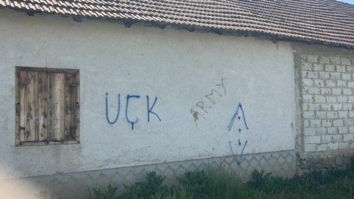 kancelarija-za-kim:-na-kuci-porodice-jovanovic-u-selu-mogila-ispisani-grafiti-“uck”
