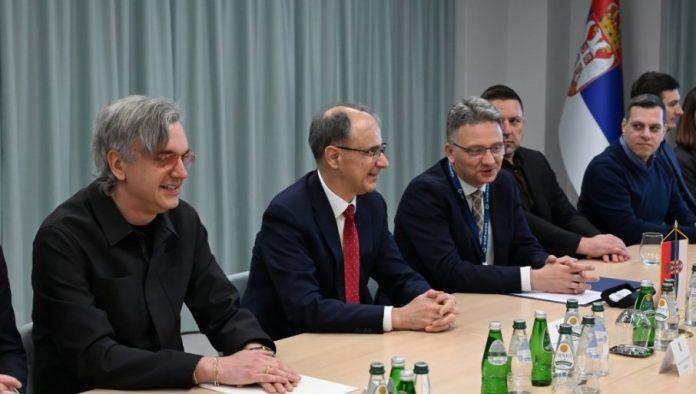 digitalna-suverenost-i-ocuvanje-jezika:-potpisan-protokol-o-saradnji-za-izradu-nacionalnog-jezickog-modela-za-srpski-jezik