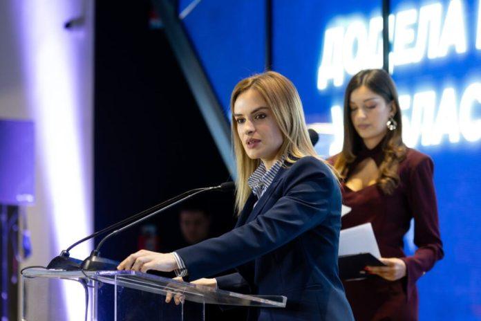 “zivelo-bezbedno-i-zdravo-radno-mesto”-ministarka-durdevic-stamenkovski-urucila-nagrade-poslodavcima-u-srbiji-(video)