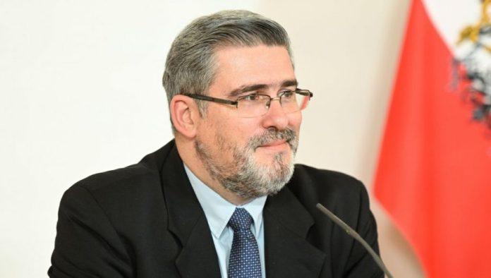 zestok-sukob-oko-eu:-starovic-odgovorio-dilasu-–-“dirljiva-briga-opozicije,-a-glasali-protiv-evropskih-zakona”