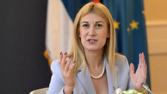 “nedopustiv-nivo-sovinizma-i-neprimerenog-govora,-pod-plastom-toboznjeg-humora”:-jovanoviceva-osudila-sramne-izjave-voditelja-nove-s