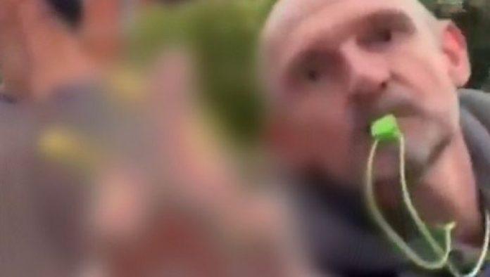 to-je-ta-blokaderska-elita!-svaki-komentar-za-ovakvo-ponasanje-je-suvisan,-pogledajte-i-procenite-sami-(video)