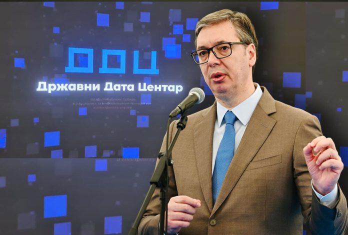 predsednik-srbije-danas-u-kragujevcu:-vucic-prisustvuje-pustanju-u-rad-novih-modula-data-centra,-novog-superkompjutera-i-solarnih-panela