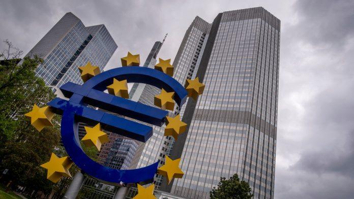 ecb-odlucuje-o-kamatama:-cekaju-se-kljucni-podaci-o-ekonomskom-rastu-evrozone-i-sad