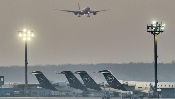 drama-u-bih-prinudno-sleteo-avion-iz-slovacke,-dve-osobe-povredene