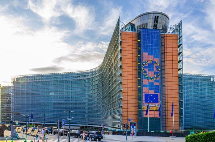 evropska-komisija-potvrdila:-finansijska-sredstva-za-srbiju-iz-fondova-eu-nisu-blokirana!