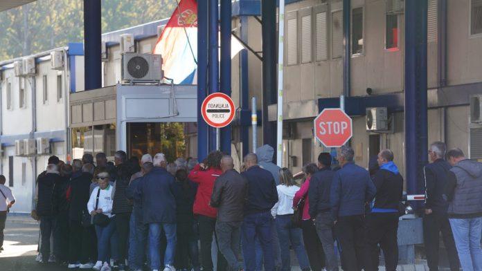 srbe-jedva-pustili-da-se-vrate-kuci-zbog-iz-rumunije-zbog-greske-u-sistemu:-jedva-dokazali-da-ne-krse-zakon,-sada-znaju-da-ovo-moraju-da-traze-od-granicara