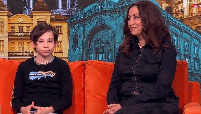 “dala-sam-mu-bubreg-i-opet-bih”:-milena-je-svom-bratancu-mihajlu-(12)-poklonila-zivot!-decak-se-vratio-u-skolu,-a-reci-njegove-tetke-odzvanjaju-srbijom!