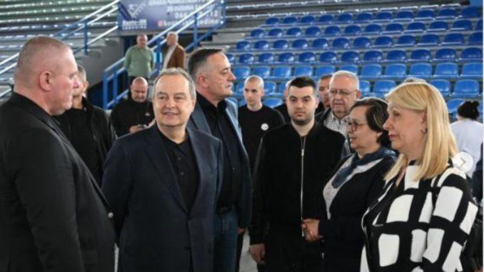dacic-u-jagodini-podrzao-akciju-dobrovoljnog-davanja-krvi-u-znak-secanja-na-palmu-(video)
