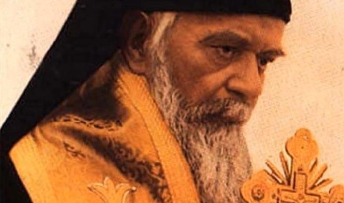spc-danas-slavi-svetog-nikolaja:-ovo-je-zivotna-prica-vladike-velimirovica,-od-logorasa-do-diplomate