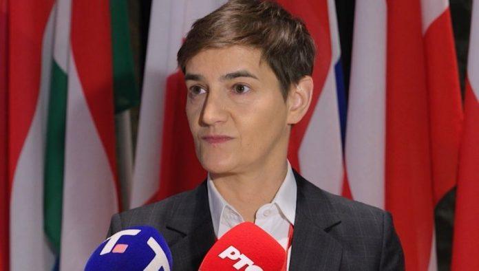 brnabic-o-transparentu-sa-prozora-skupstine:-zamislite-kako-bi-izgledao-parlament-ako-bi-svako-odlucio-da-kaci-svoj-prljav-ves