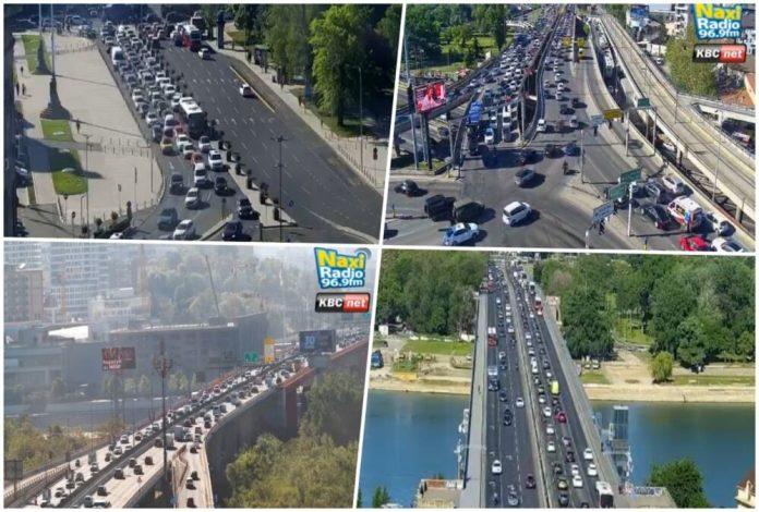 duge-kolone-na-plavom-mostu-i-semaforu-kod-usca,-a-na-autokomandi-je-bas-guzva:-na-gazeli-i-brankovom-ka-centru-grada-sve-tece-(foto)