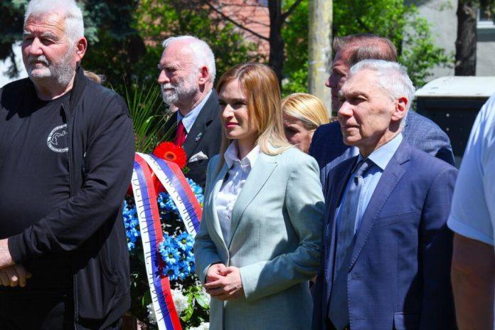 prvi-put-odata-pocast-ruskim-i-srpskim-vojnicima-u-kaluderici:-ministarka-durdevic-stamenkovski-najavila-rekonstrukciju-spomen-obelezja