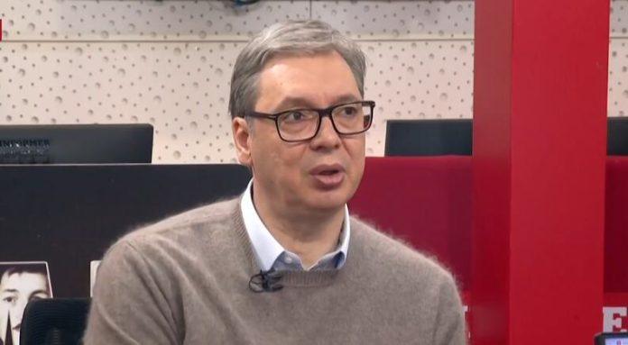 “bice-zanimljivo-da-ljudi-procitaju-to-sto-pisem”-predsednik-vucic-najavio-autorski-tekst-za-kurir:-“to-je-jedan-tezak-programski-tekst”