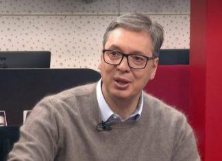 IZA NALEPNICE “STUDENTI POBEĐUJU” NE STOJI NIŠTA Vučić: Sve je prevara iza-nalepnice-“studenti-pobeduju”-ne-stoji-nista-vucic:-sve-je-prevara