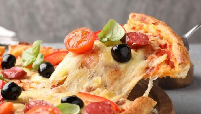 skandal-u-restoranu:-naplatili-11-evra-jer-su-podelili-picu