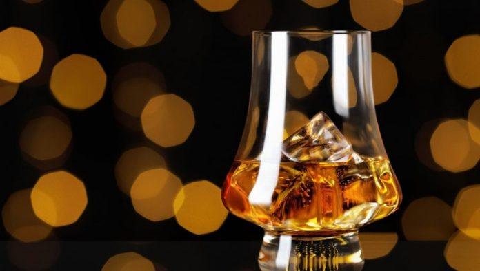 sumanuta-cena-alkoholnog-pica:-zasto-100-mililitara-kosta-gotovo-600.000-e?