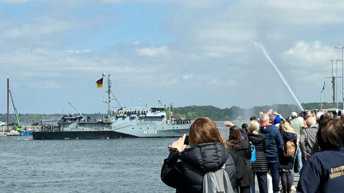 (foto)-nato-upravo-juri-ka-sukobu-u-iranu?!-ratni-brod-je-krenuo,-spremaju-se-za-opasnu-misiju:-“sve-cime-raspolazemo-vec-je-u-upotrebi”