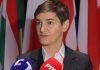 Brnabić o transparentu sa prozora Skupštine: Zamislite kako bi izgledao parlament ako bi svako odlučio da kači svoj prljav veš brnabic-o-transparentu-sa-prozora-skupstine:-zamislite-kako-bi-izgledao-parlament-ako-bi-svako-odlucio-da-kaci-svoj-prljav-ves