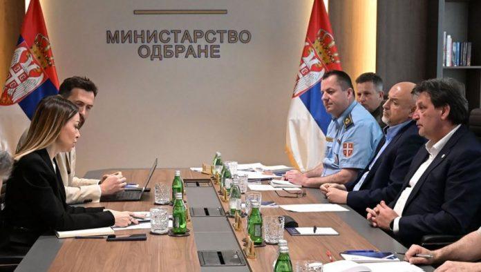 nove-sanse-za-posao:-ministarstvo-odbrane-i-vojska-srbije-zaposljavaju-–-evo-ko-moze-da-konkurise