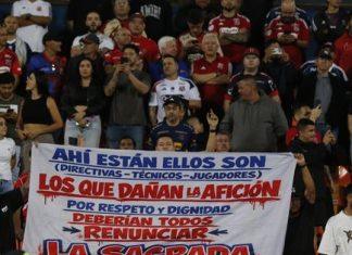 Neredi na Kopa Libertadores se oteli kontroli /GALERIJA/ neredi-na-kopa-libertadores-se-oteli-kontroli-/galerija/