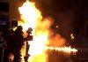 HAOS ISPRED KANCELARIJE EDIJA RAME: Leteli Molotovljevi kokteli i suzavci, ulice blokirane (VIDEO) haos-ispred-kancelarije-edija-rame:-leteli-molotovljevi-kokteli-i-suzavci,-ulice-blokirane-(video)