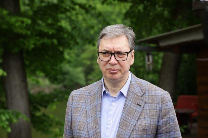 “dobra-je-kafa-u-briselu!”-vucic-porucio-politicaru-dokicu:-nemoj-da-se-predstavljas-kao-rektor-i-kao-neko-ko-ne-krsi-zakon,-a-krsis-ga-svakodnevno!