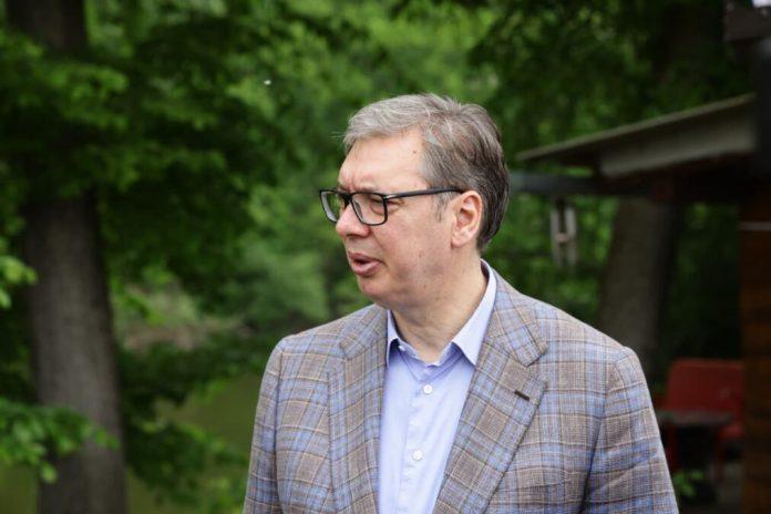 “izbore-raspisujete-kada-je-to-dobro-za-drzavu”-vucic-o-blokaderima:-dobro-je-da-svoje-ideje-suprotstave-idejama-napretka,-izgradnje-skola,-bolnica,-puteva…