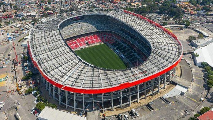 meksicki-‘hram-fudbala’:-pet-istorijskih-trenutaka-stadiona-‘asteka’