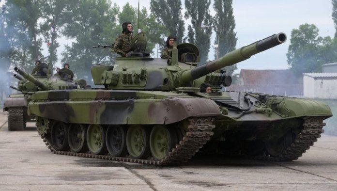 general-mojsilovic-u-inspekciji:-tenkovski-bataljon-u-sremskoj-mitrovici-spreman-(video/foto)