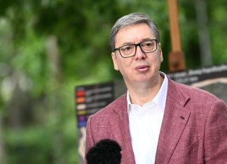 “OČEKUJEM UBEDLJIVU POBEDU” Vučić se oglasio povodom izbora: “Hoćemo li u budućnost ili u prošlost?” (VIDEO) “ocekujem-ubedljivu-pobedu”-vucic-se-oglasio-povodom-izbora:-“hocemo-li-u-buducnost-ili-u-proslost?”-(video)