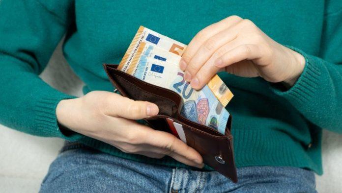 sezonski-posao:-ovo-su-vasa-prava-–-objasnjavamo-sve-detaljno!