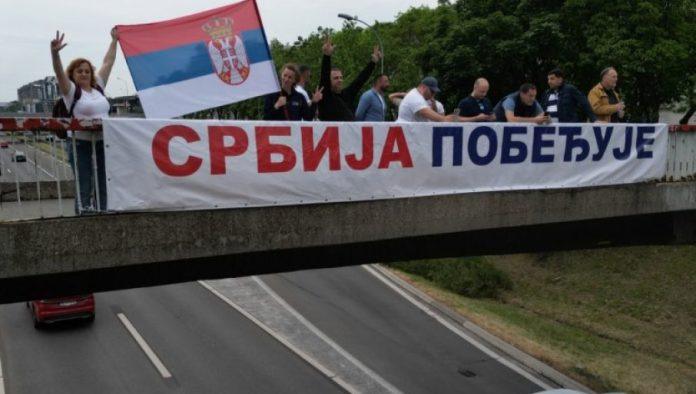 slike-koje-se-pamte:-blokaderi-na-aparatima-–-predsednik-vucic-poslao-vaznu-poruku!-(foto/video)