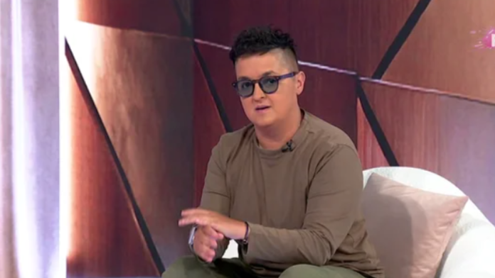 “ima-dosta-njih-koji-naprave-koncert,-pa-pevaju-po-nastupima-za-200-ljudi”-marija-serifovic-ostro-o-kolegama-koji-nastupaju-u-klubovima:-“kome-to-nedostaje?”