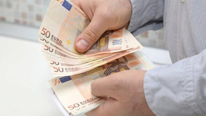 uskoro-stize-kes-na-ruke:-lepa-vest-za-ove-penzionere