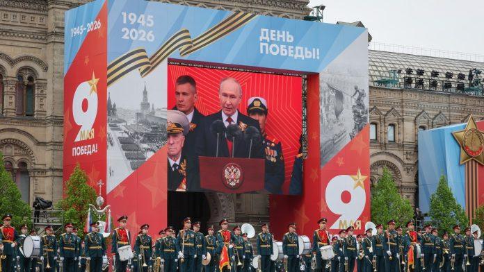 tramp-spasio-putina-od-totalne-katastrofe?!-parada-duhova-u-moskvi:-bez-aviona-i-raketa,-narod-besan-zbog-interneta,-rusija-postaje-severna-koreja?!