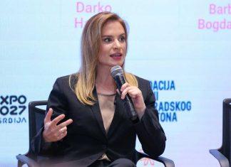 MINISTARKA ĐURĐEVIĆ STAMENKOVSKI: “Ljudi ne smeju da lutaju od šaltera do šaltera – sistem mora da se menja!” (VIDEO) ministarka-durdevic-stamenkovski:-“ljudi-ne-smeju-da-lutaju-od-saltera-do-saltera-–-sistem-mora-da-se-menja!”-(video)