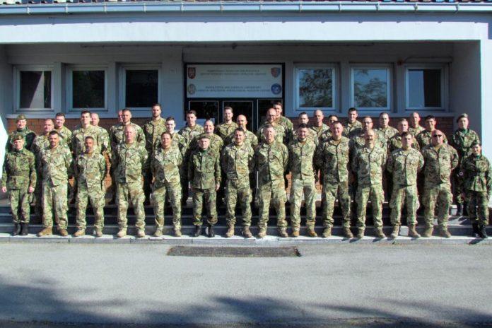 centar-abho-vojske-srbije-nastavlja-medunarodnu-saradnju:-madarski-vojnici-usavrsavali-procedure-zastite-u-kontaminiranom-okruzenju