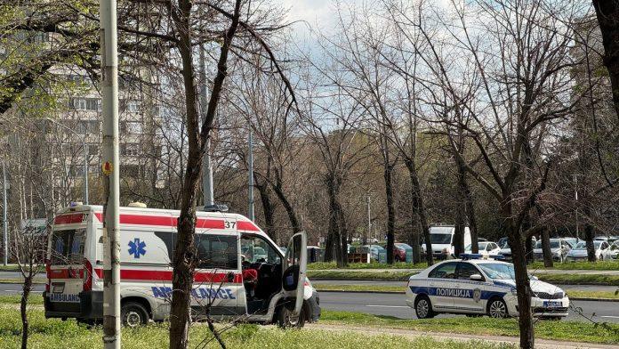 sudar-“sitroena”-i-saniteta-u-kom-je-bila-trudnica!-detalji-nesrece-u-nisu:-povredene-cetiri-osobe