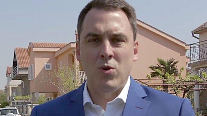 “bitange-cetnicke”-objavljena-skandalozna-prepiska-bivseg-gradonacelnika-podgorice-sa-sefom-klana:-opremanje-teretane,-uvrede-i-da-“komunalna-progleda-kroz-prste”