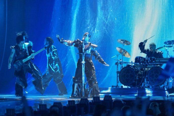 prva-izjava-grupe-lavina-nakon-prolaska-u-finale:-luka-se-obratio-devojci,-evo-sta-mu-je-porucila!-emotivno!