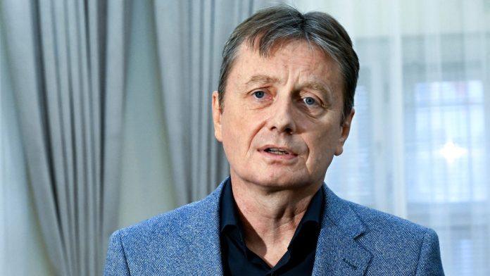 glisic:-“blokaderi-nece-pobediti-vlast,-pobedice-opoziciju-koja-je-sada-u-parlamentu”