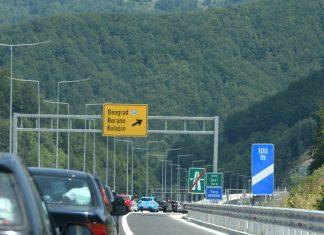 Srpski turisti otvorili sezonu u Crnog Gori: Koliko košta put do mora i koja ruta je bolja srpski-turisti-otvorili-sezonu-u-crnog-gori:-koliko-kosta-put-do-mora-i-koja-ruta-je-bolja