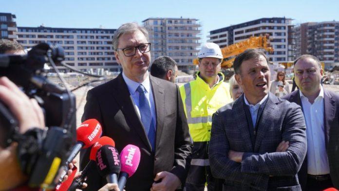 “bila-je-livada,-a-danas-ceo-jedan-grad”-vucic:-svaki-dan-je-na-gradilistu-preko-3.500-radnika