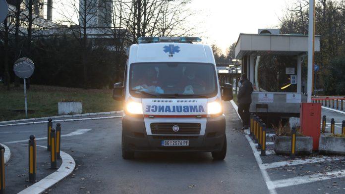 povredeno-dvoje-biciklista-burna-noc-u-beogradu:-hitna-imala-pune-ruke-posla,-pomoc-trazili-i-ovi-gradani