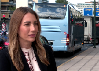 Ђедовић Хандановић у Атини: Србија ће своју понуду за НИС дати МОЛ-у до краја дана Ђедовић-Хандановић-у-Атини:-Србија-ће-своју-понуду-за-НИС-дати-МОЛ-у-до-краја-дана
