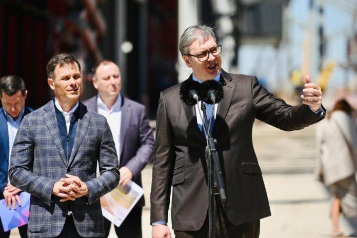 sami-krojimo-svoju-buducnost!-predsednik-vucic-objasnio-kako-radom-i-promenom-navika-mozemo-da-izgradimo-uspesniju-i-snazniju-srbiju-(foto)